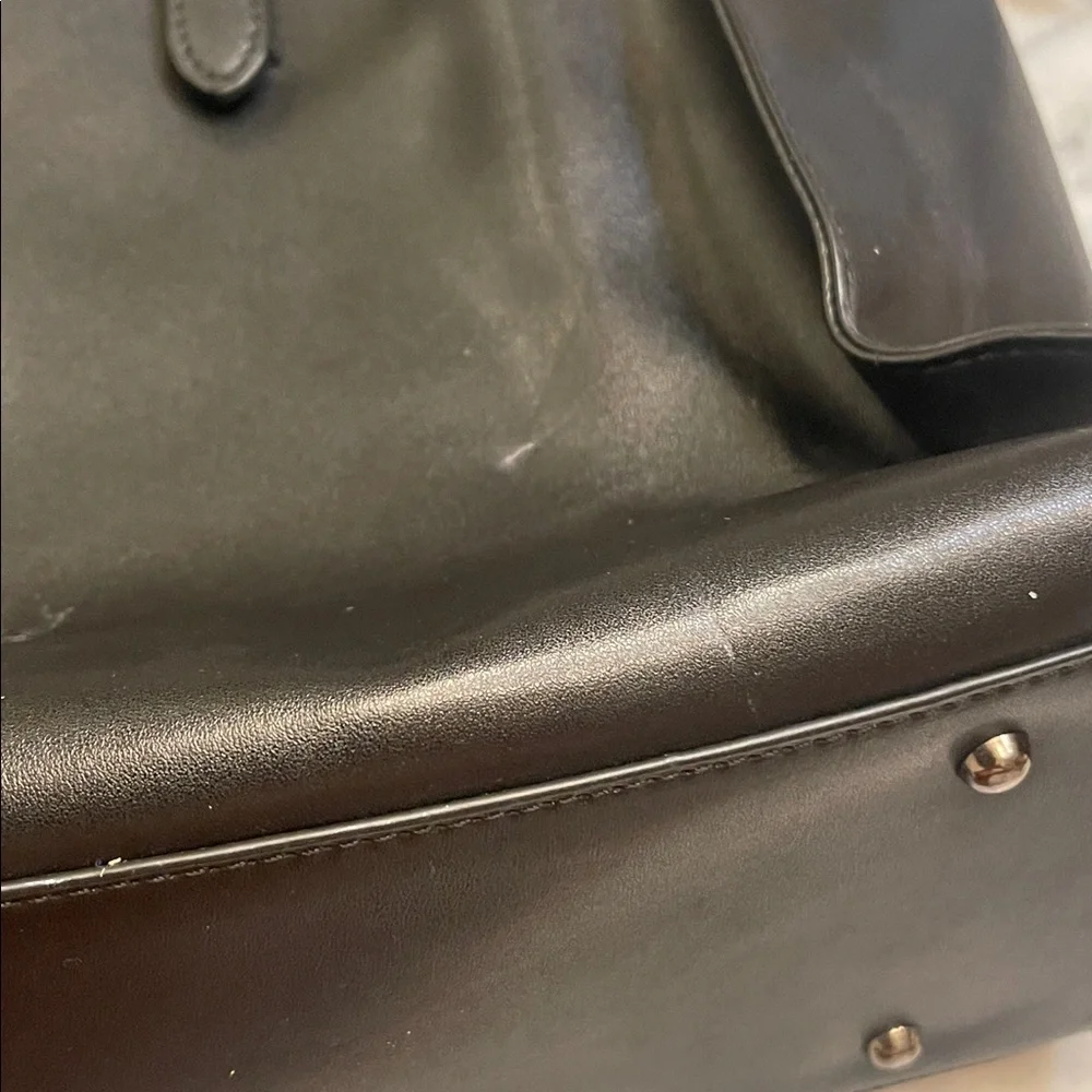 Women's Black Laptop Tote Bag